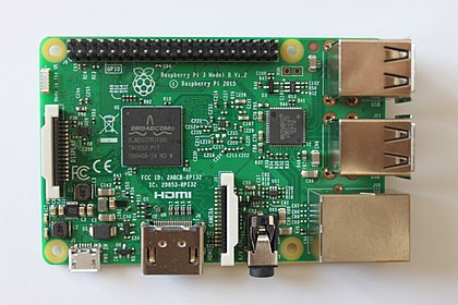 420px-raspberry_pi_3_model_b.jpg